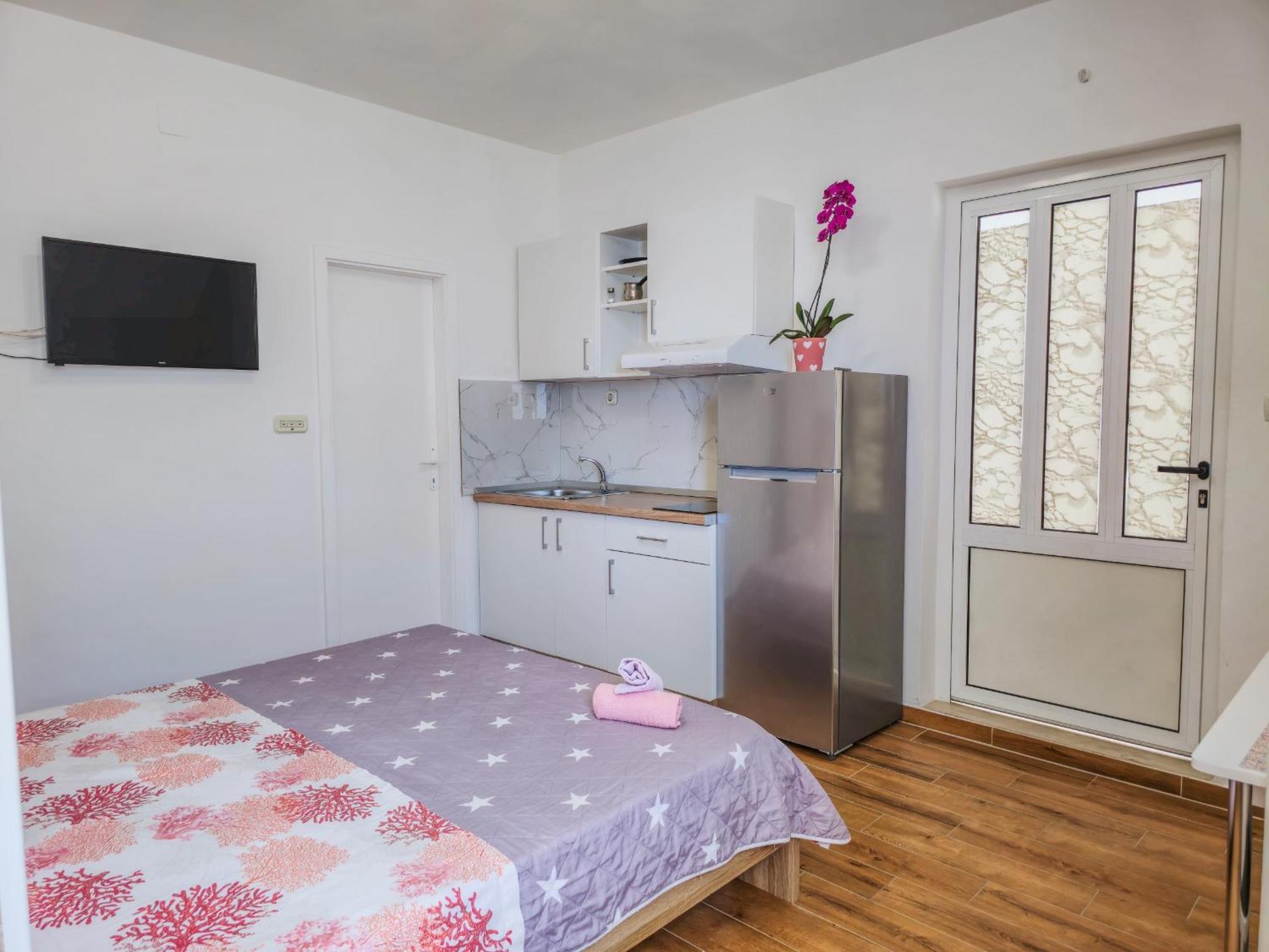 Apartments Neda Omiš Екстериор снимка