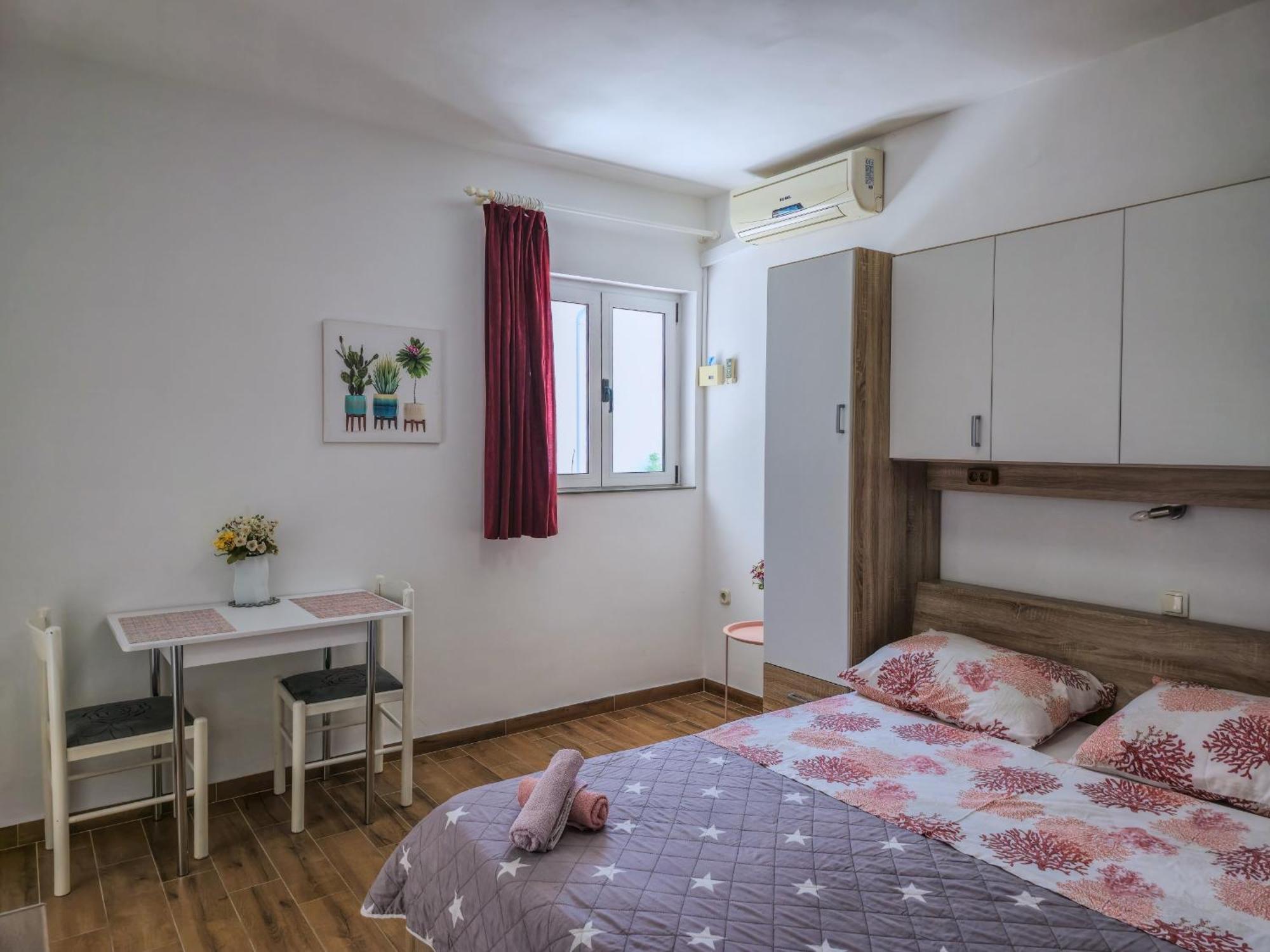Apartments Neda Omiš Екстериор снимка